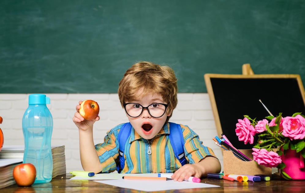 كيف تعزز ذكاء طفلك من خلال التغذية السليمة؟